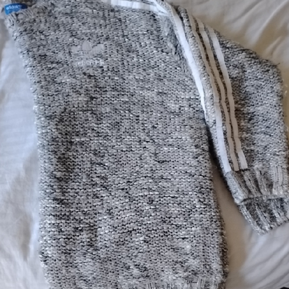 adidas Men’s Gray Marled Crewneck Sweater with Three Stripes